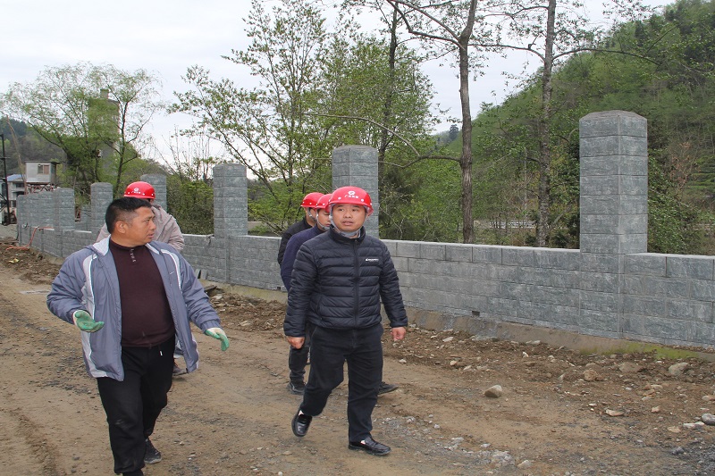 拼經(jīng)濟(jì)，比發(fā)展④┃范文偉進(jìn)行節(jié)前檢查