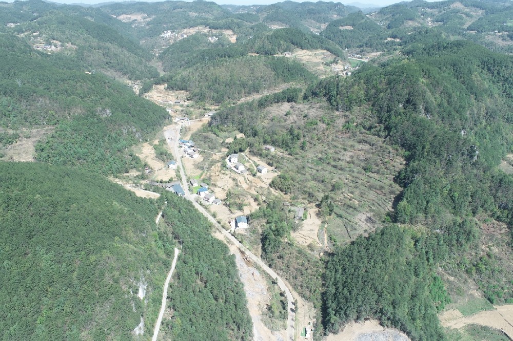 路愈寬，景愈明，可待漫慢行——朝天區(qū)曾家鎮(zhèn)（曾家場鎮(zhèn)至榮樂養(yǎng)生谷）段道路改建工程建設(shè)側(cè)記